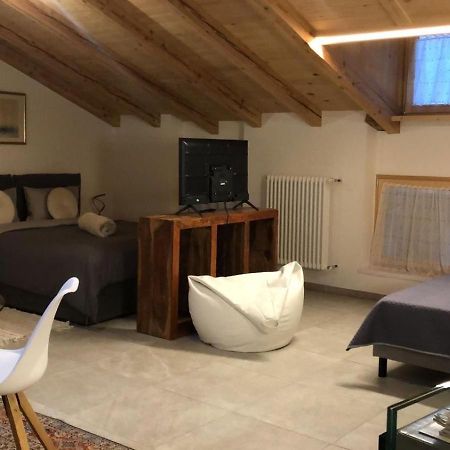 Bed and Breakfast Al Vicolo Trient Exterior foto