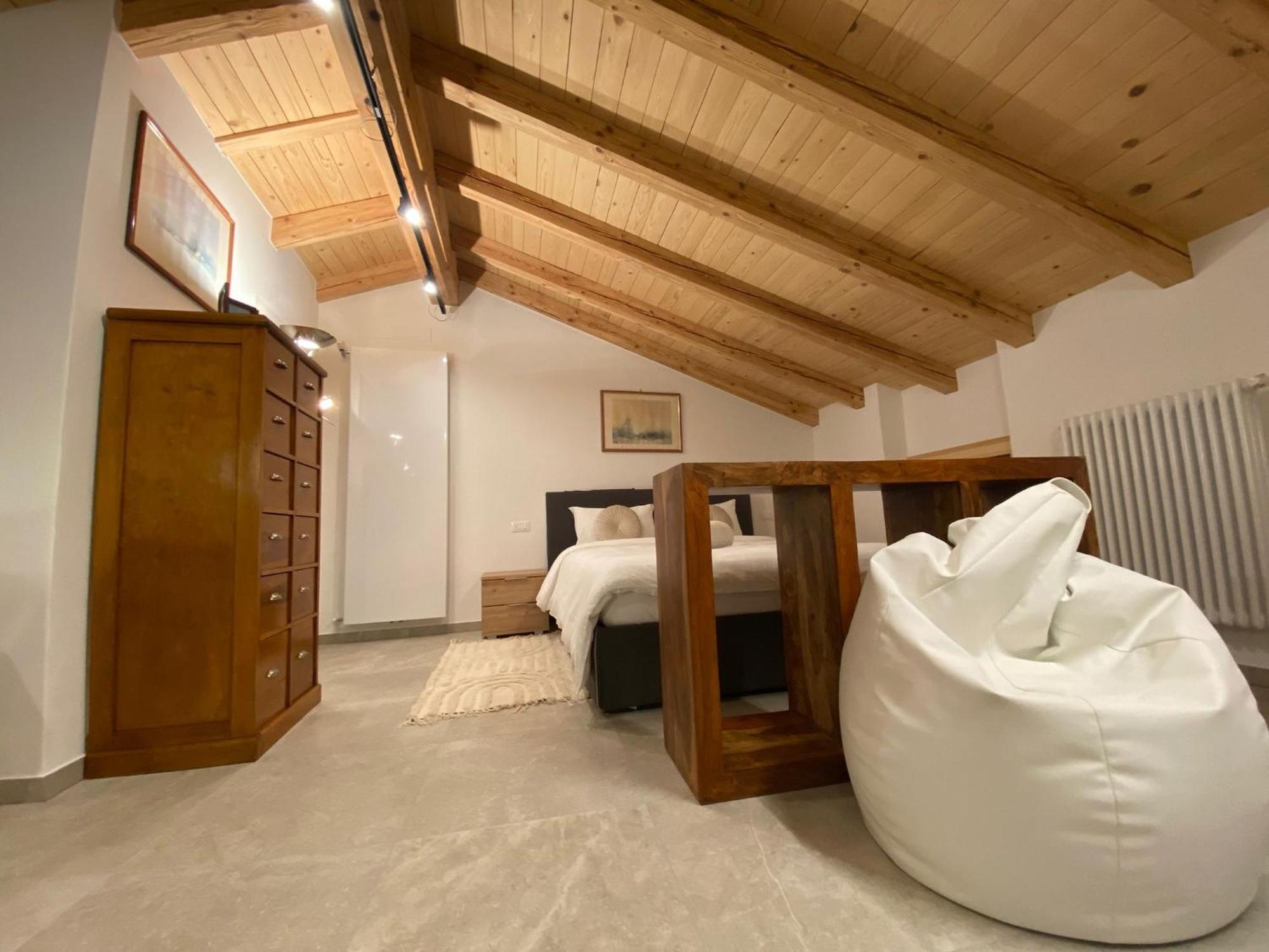Bed and Breakfast Al Vicolo Trient Exterior foto