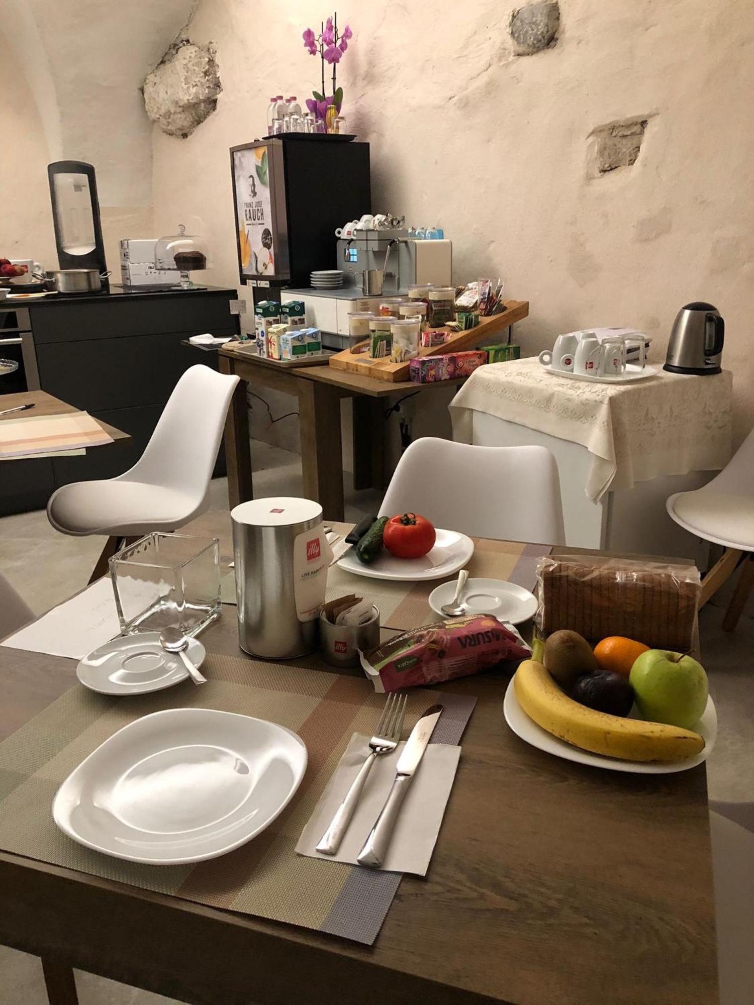 Bed and Breakfast Al Vicolo Trient Exterior foto
